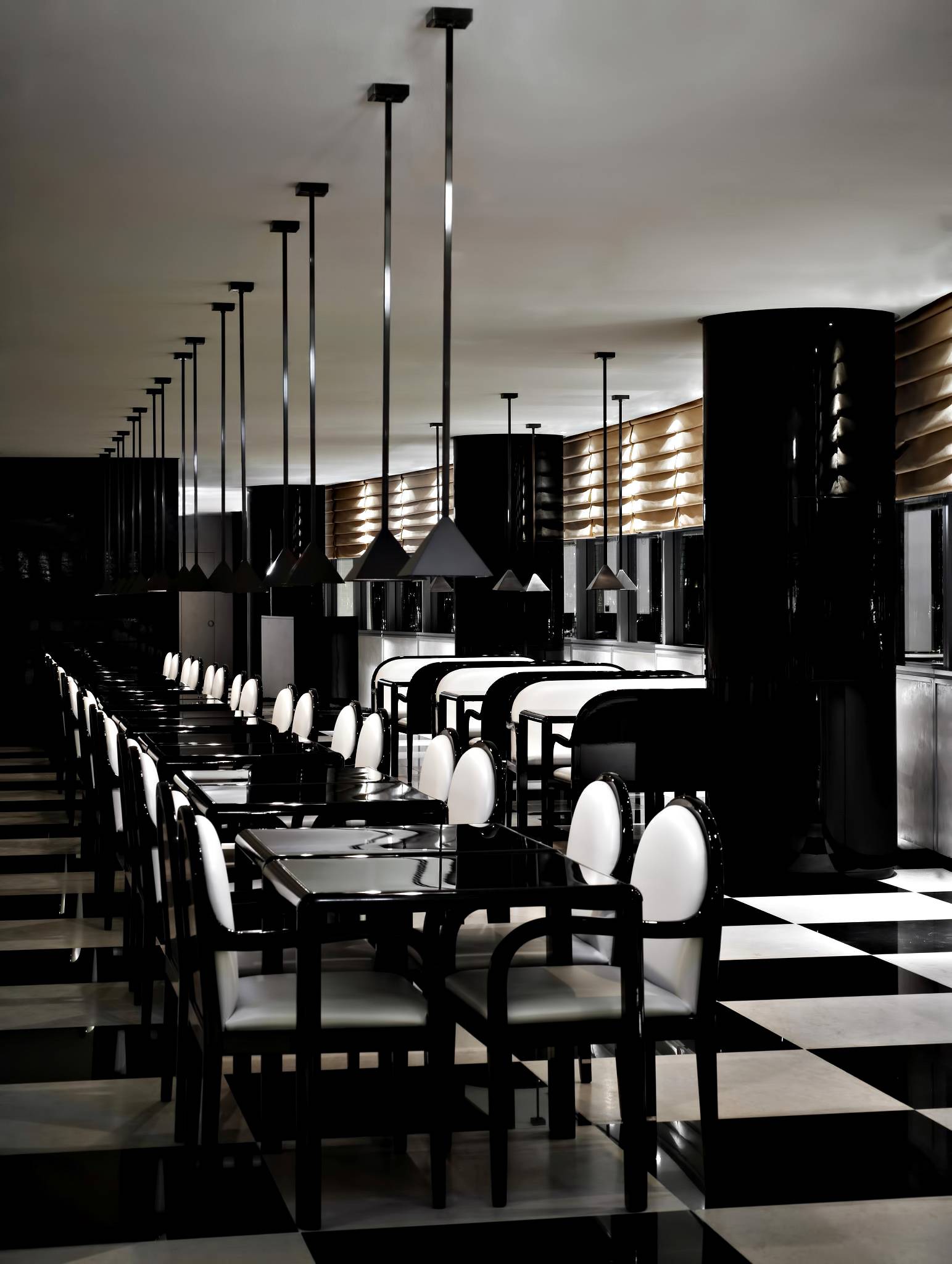 ARMANI HOTEL - DELI - Burj Khalifa