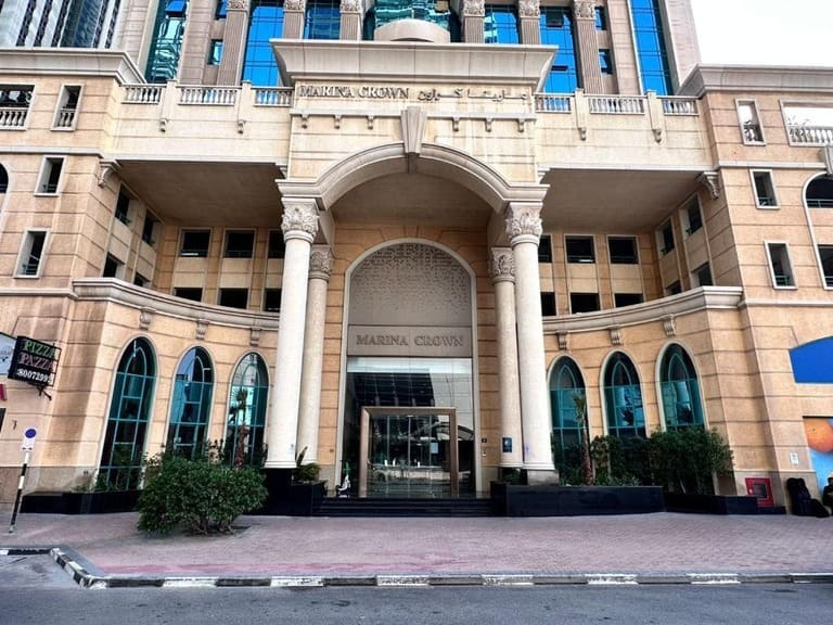 MARINA CROWN TOWER