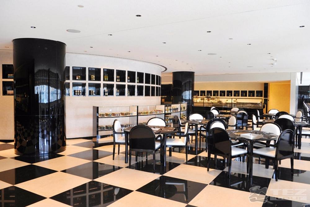 ARMANI HOTEL - DELI - Burj Khalifa